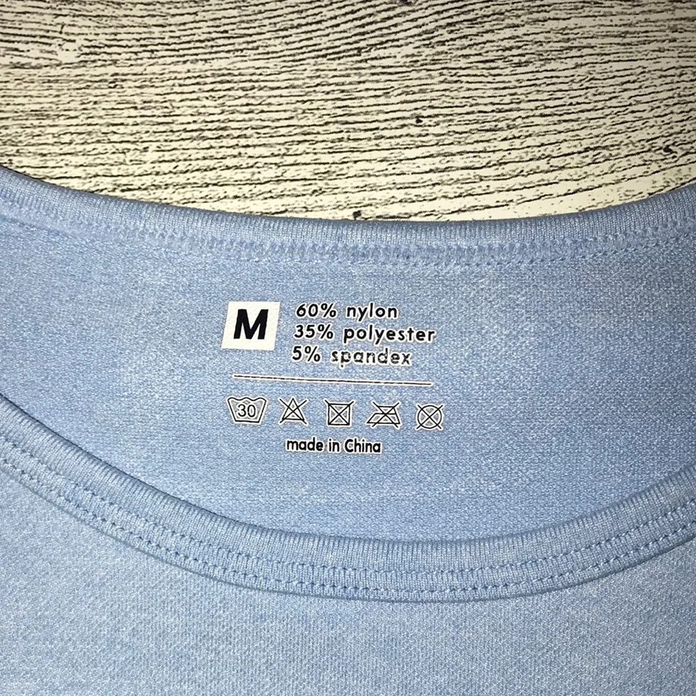 Gymshark Blue Fitted Long Sleeve Cropped Athletic Top Size Medium